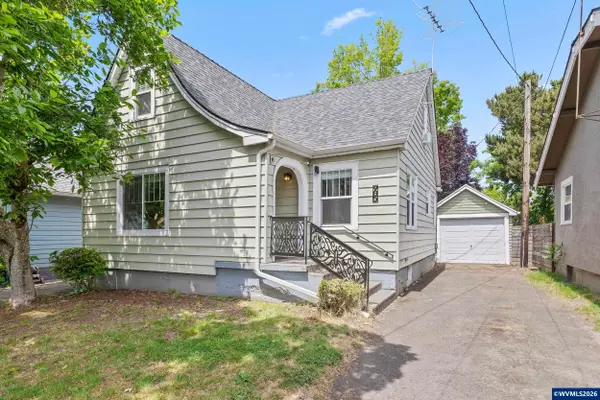 985  Madison St NE, Salem, OR 97301