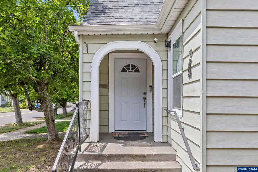 985  Madison St NE, Salem, OR 97301 - #2