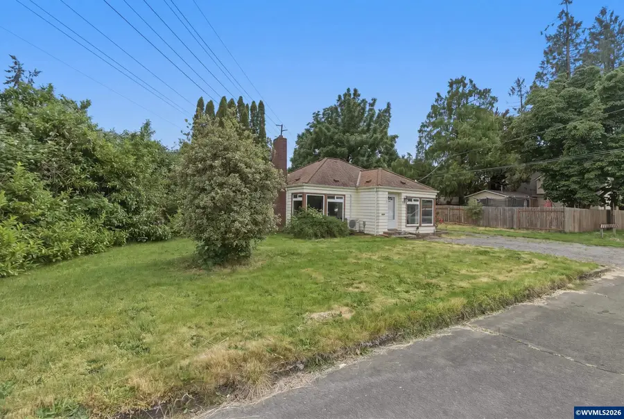 870  Hickory St NE, Salem, OR 97301 - #3