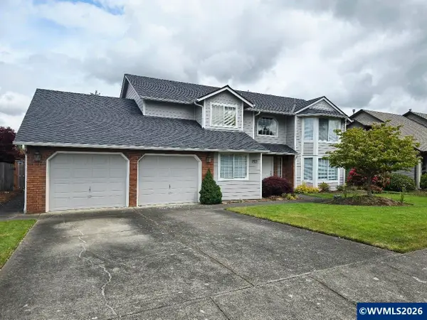 2125  Rock Ledge Dr NE, Keizer, OR 97303