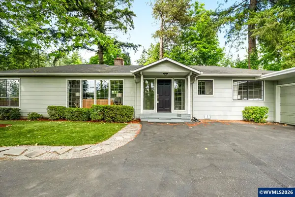 10165 SW Walker Rd, Beaverton, OR 97005