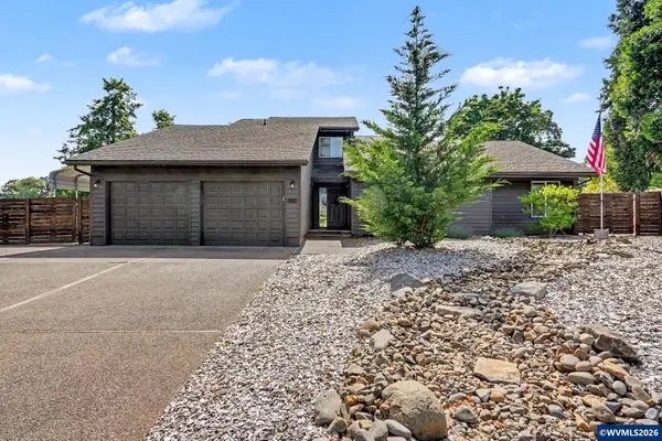 461 SE Walnut Av, Dallas, OR 97338