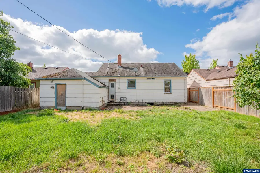 1059  15th Av SW, Albany, OR 97321 - #2