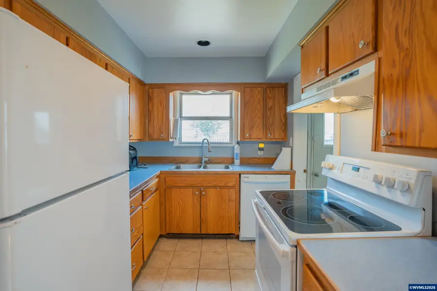 1059  15th Av SW, Albany, OR 97321 - #3