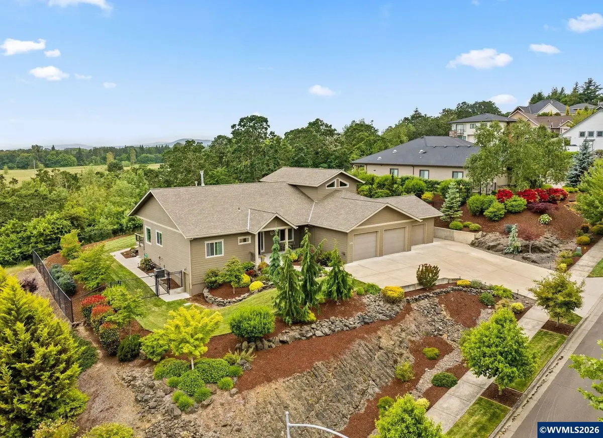 3176 SW Hawkeye Av, Corvallis, OR 97333 - #1