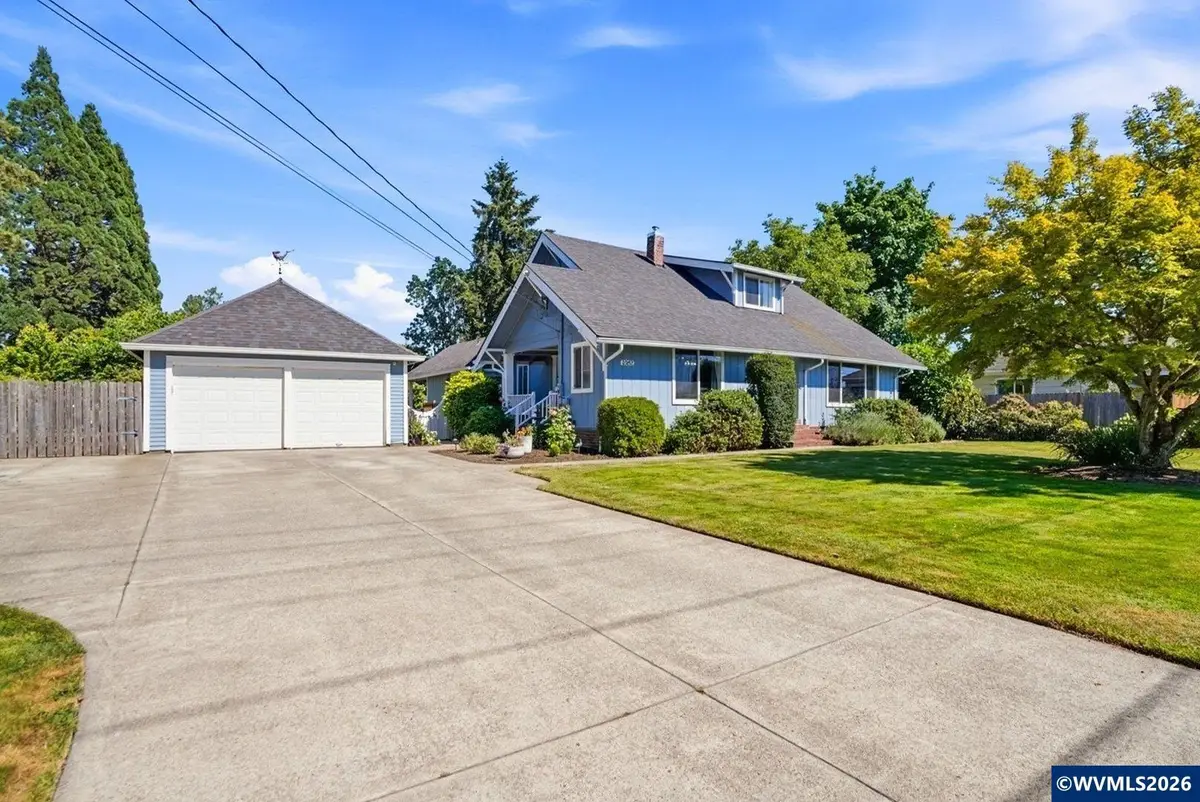 1582 SE Davis St, McMinnville, OR 97128 - #1