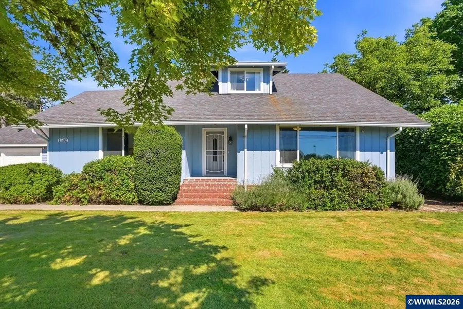 1582 SE Davis St, McMinnville, OR 97128 - #2