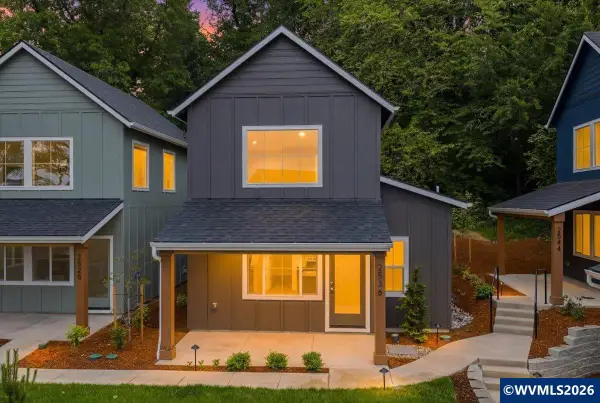 2560  Gilbert St SE, Salem, OR 97302