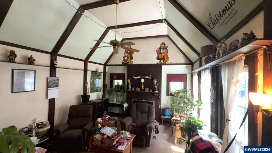 981  15th St NE, Salem, OR 97301 - #3