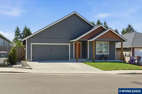 341 NW Hope Ct, Willamina, OR 97396