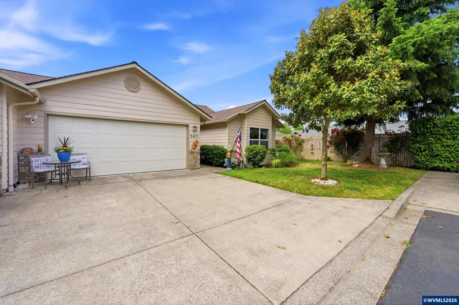 347 NE Fircrest Pl, McMinnville, OR 97128 - #2