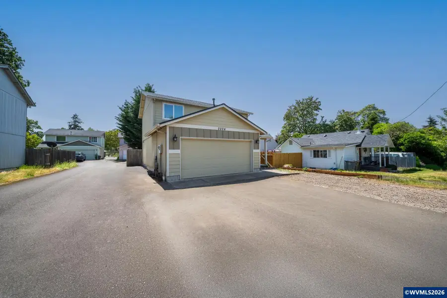2224  Front Av NE, Albany, OR 97321 - #3