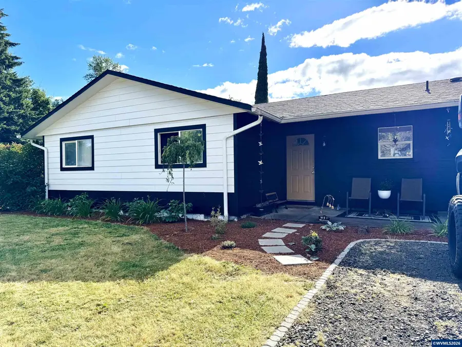 783 SW Sheila St, Dallas, OR 97338 - #2