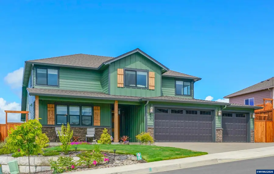 677 NW Crater Lake Dr, Dallas, OR 97338 - #3