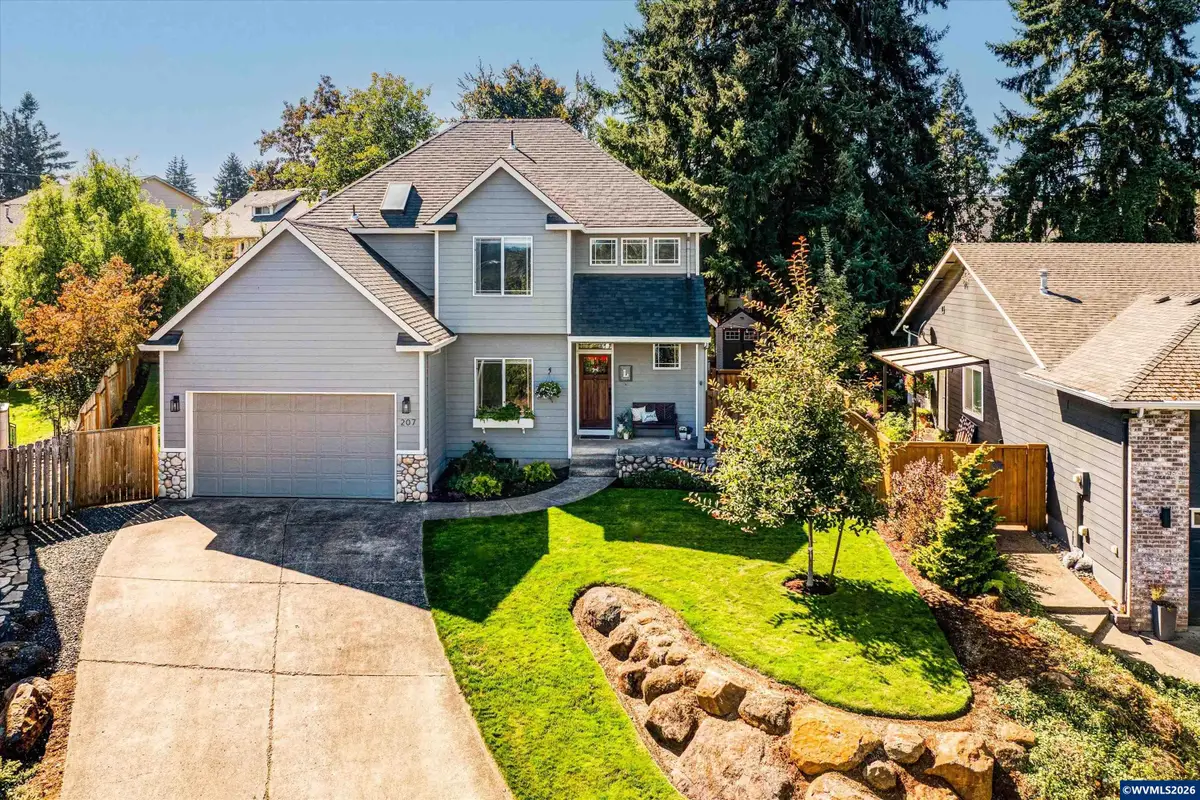 207  Sweden Cir, Silverton, OR 97381 - #1