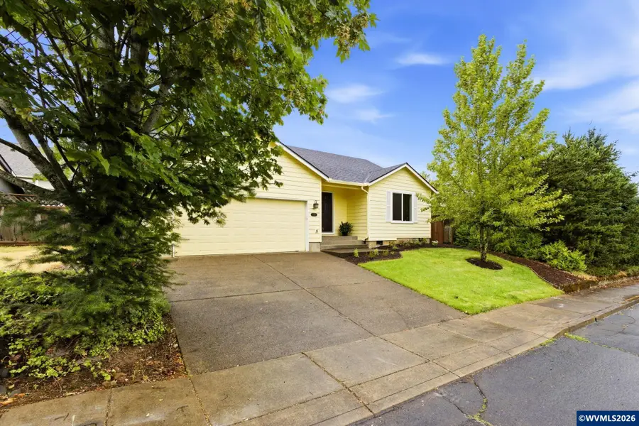 735  22nd Av NW, Salem, OR 97304 - #2