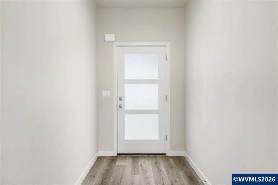 258 NW Royal Av, Dallas, OR 97338 - #3