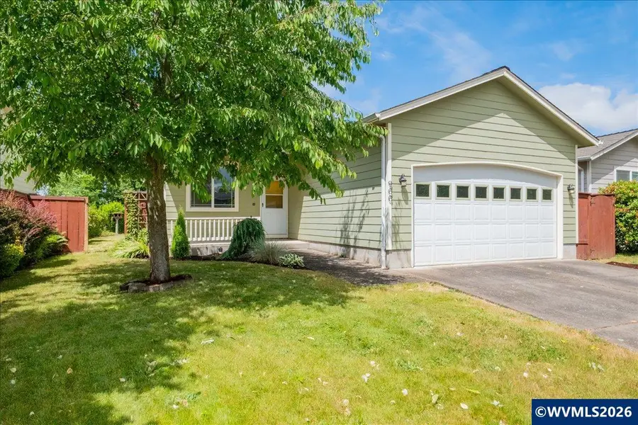 900  Trinity St NE, Albany, OR 97322 - #2