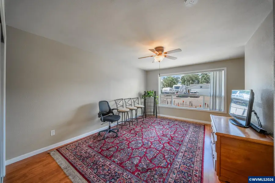 1166 N Douglas Av, Stayton, OR 97383 - #3