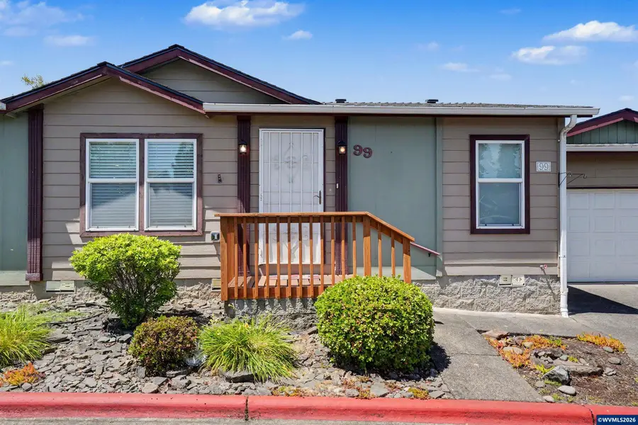 1015  Oak #99 St, Silverton, OR 97381 - #3