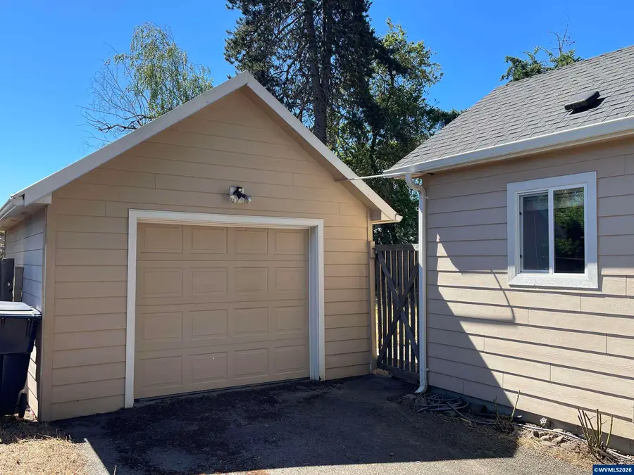 560  Warren St S, Monmouth, OR 97361 - #3