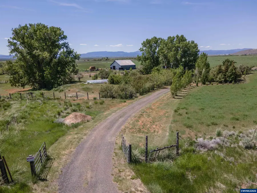 15682  Highway 395, Lakeview, OR 97630 - #3