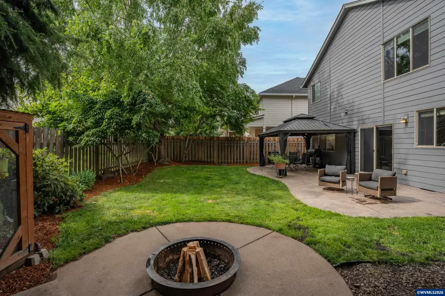 2333  Mountain River Dr, Lebanon, OR 97355 - #2