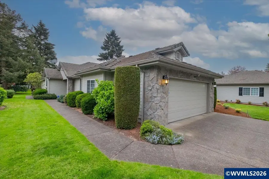 702  Castle Pines Dr N, Keizer, OR 97303 - #3