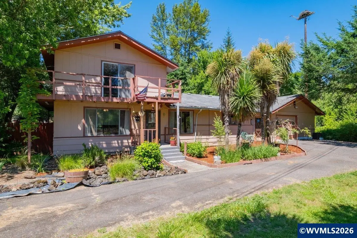 43227 N River Rd, Sweet Home, OR 97386 - #1