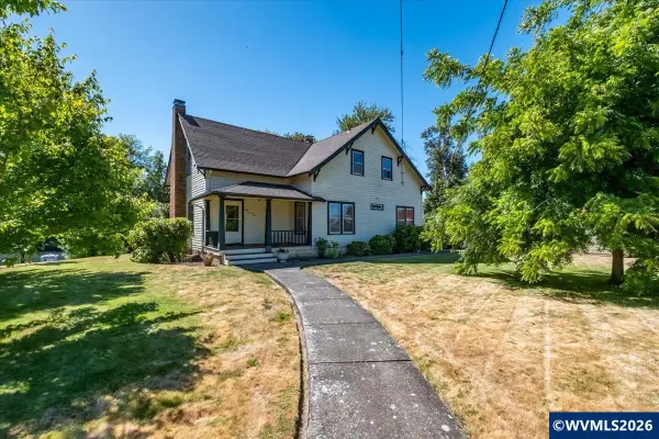 173  Ferry St, Jefferson, OR 97352
