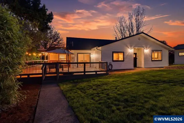 241  Kouns Dr NW, Albany, OR 97321