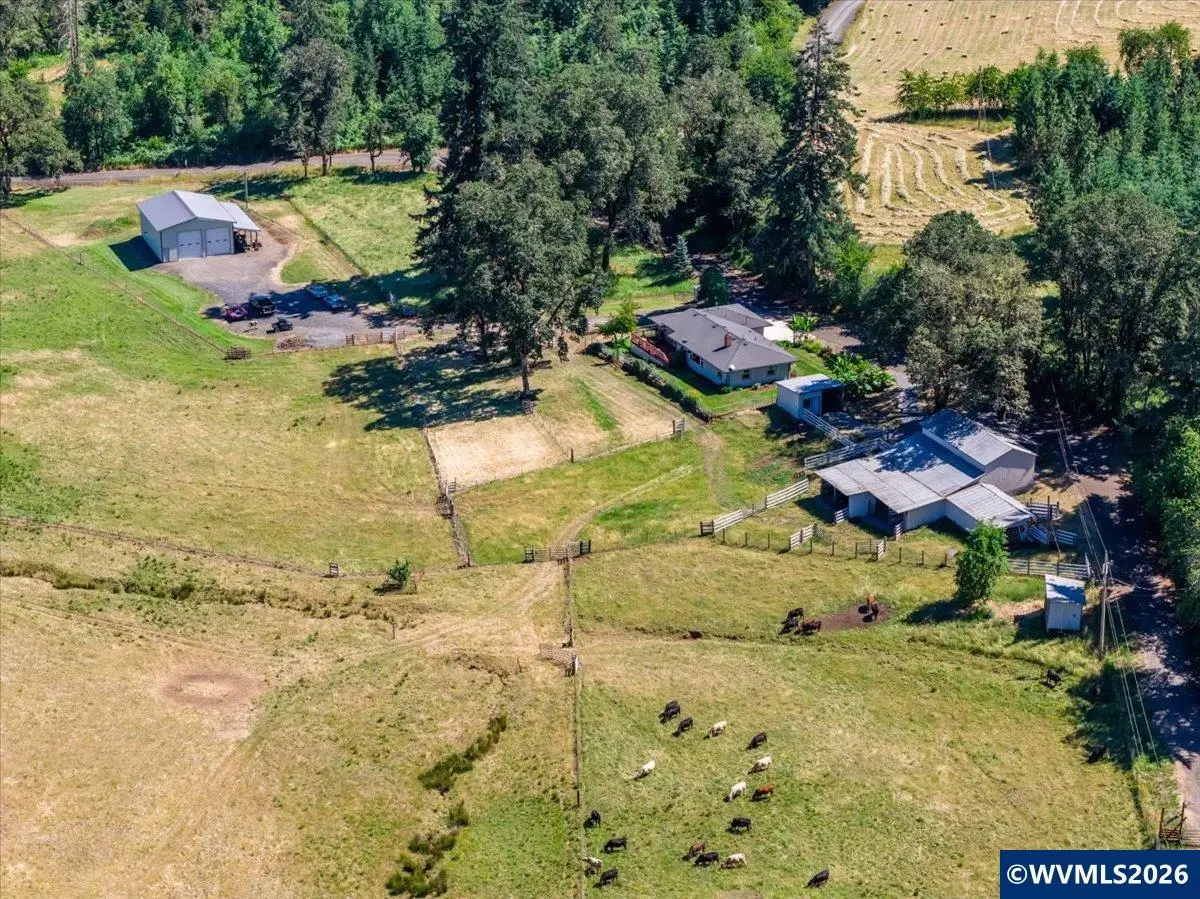 27085  Greenville Rd, Sweet Home, OR 97386 - #1