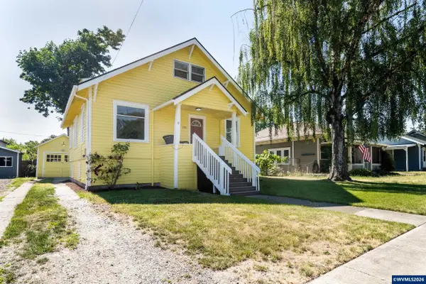170  23rd St NE, Salem, OR 97301