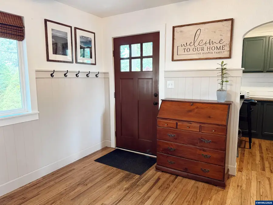 1215 E Ellendale Av, Dallas, OR 97338 - #3