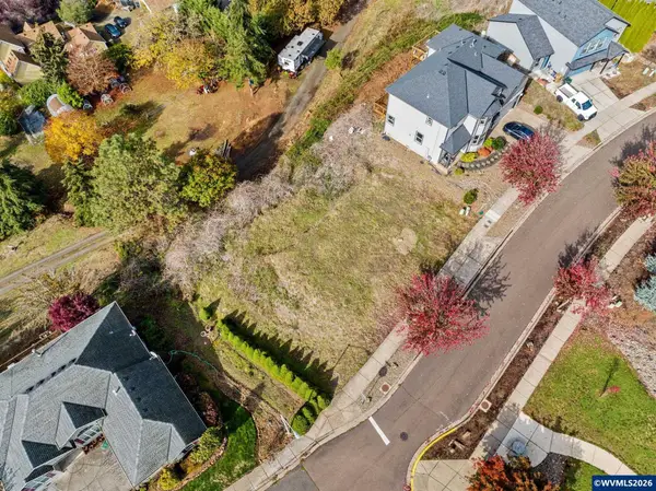 801  Northpoint Lp, Brownsville, OR 97327