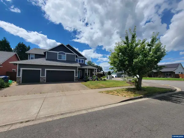 4889  Whitewater St NE, Salem, OR 97305