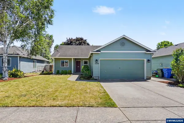 1236  Trent Av N, Keizer, OR 97303