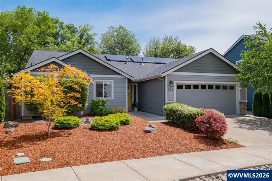 188 NW Beaver Ct, Dallas, OR 97338 - #2