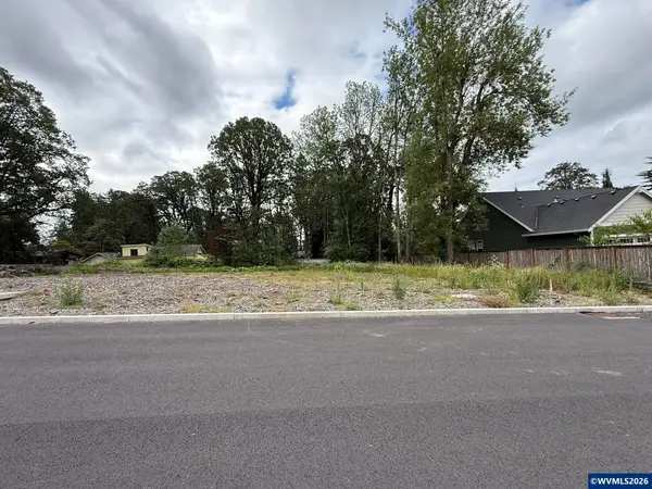 3117 SE Merlot Rd, Milwaukie, OR 97267