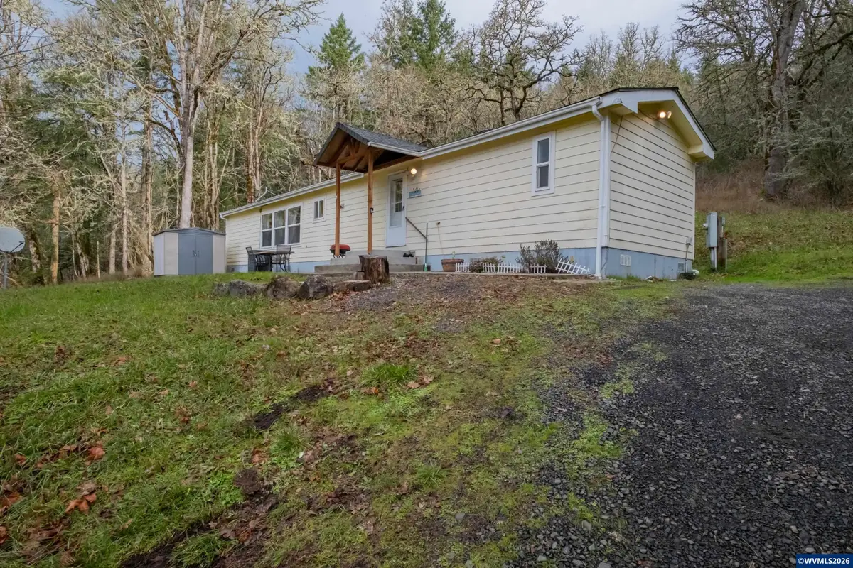 25045  Gap Rd, Brownsville, OR 97327 - #1