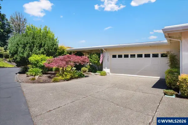 3403  Country Club Dr S, Salem, OR 97302