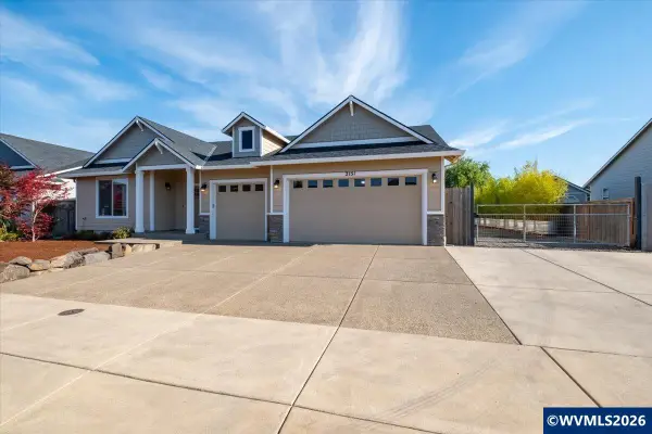 2151 NE Deciduous Av, Albany, OR 97321