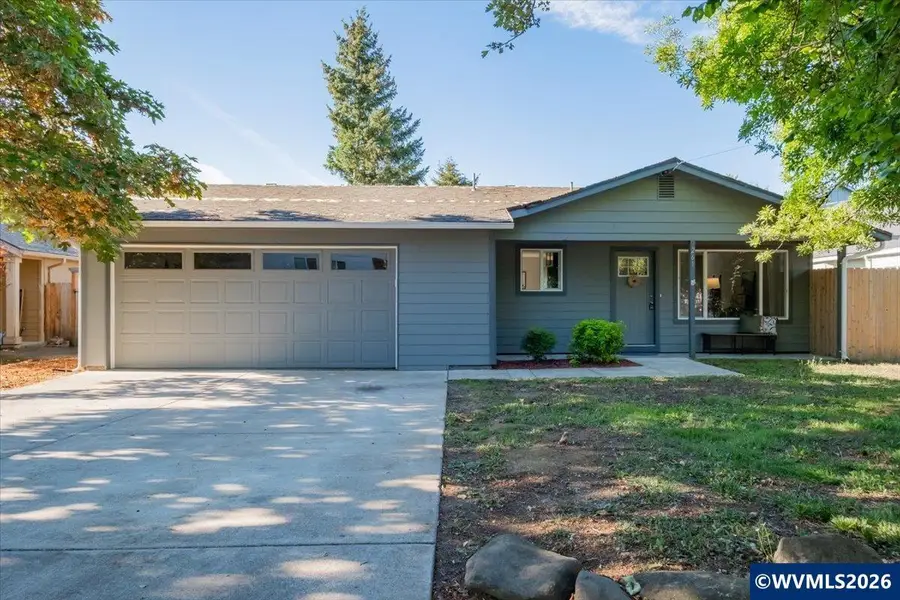 261 SE Dimick St, Dallas, OR 97338 - #2