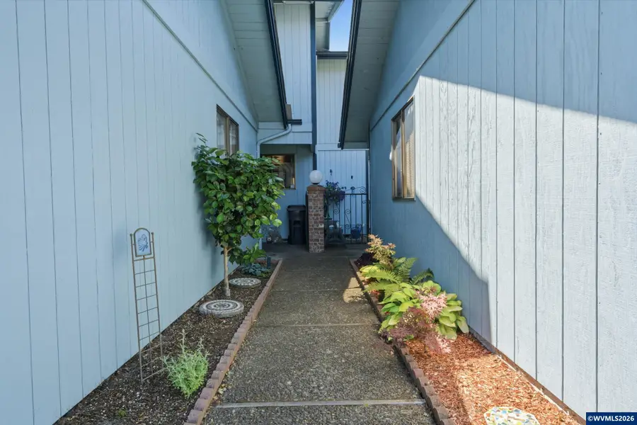 3335  Jackson #10 St SE, Albany, OR 97322 - #3