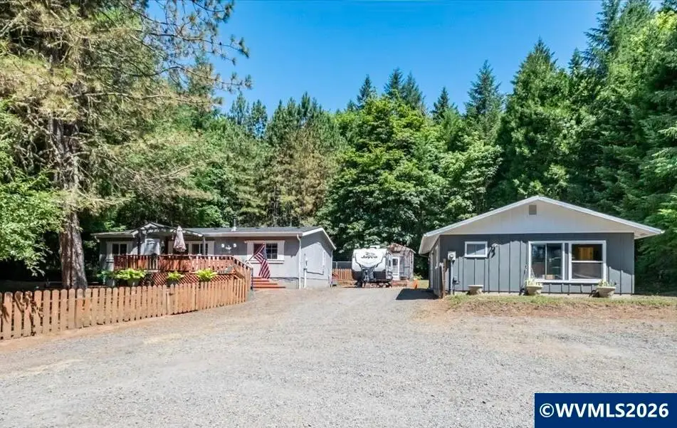 43077 N River Dr, Sweet Home, OR 97386 - #1