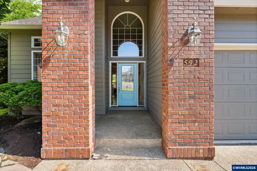 592  Sussex Av SE, Salem, OR 97306 - #3