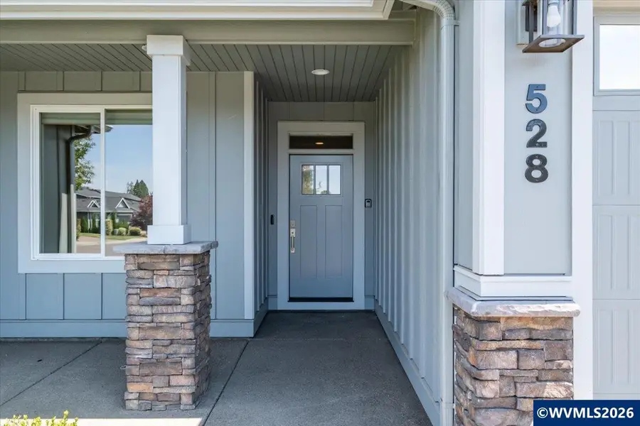 528 SE Belgian St, Sublimity, OR 97385 - #2