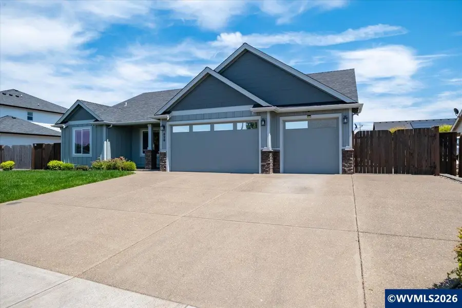 528 SE Belgian St, Sublimity, OR 97385 - #3
