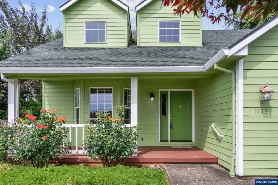 1123 N Gardner Av, Stayton, OR 97383 - #2