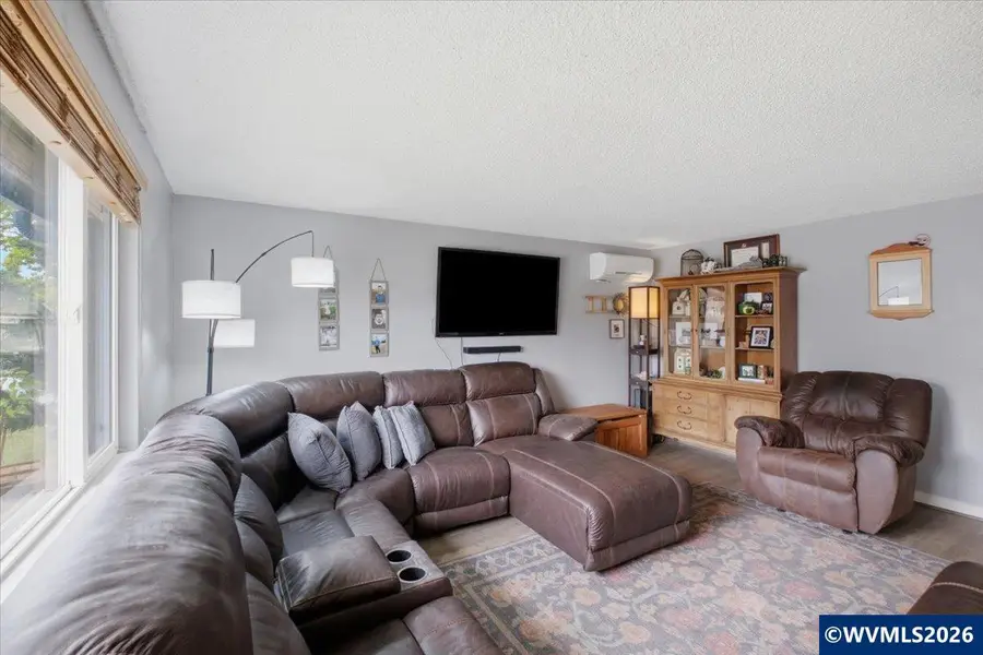 1023  Josephine St E, Monmouth, OR 97361 - #3